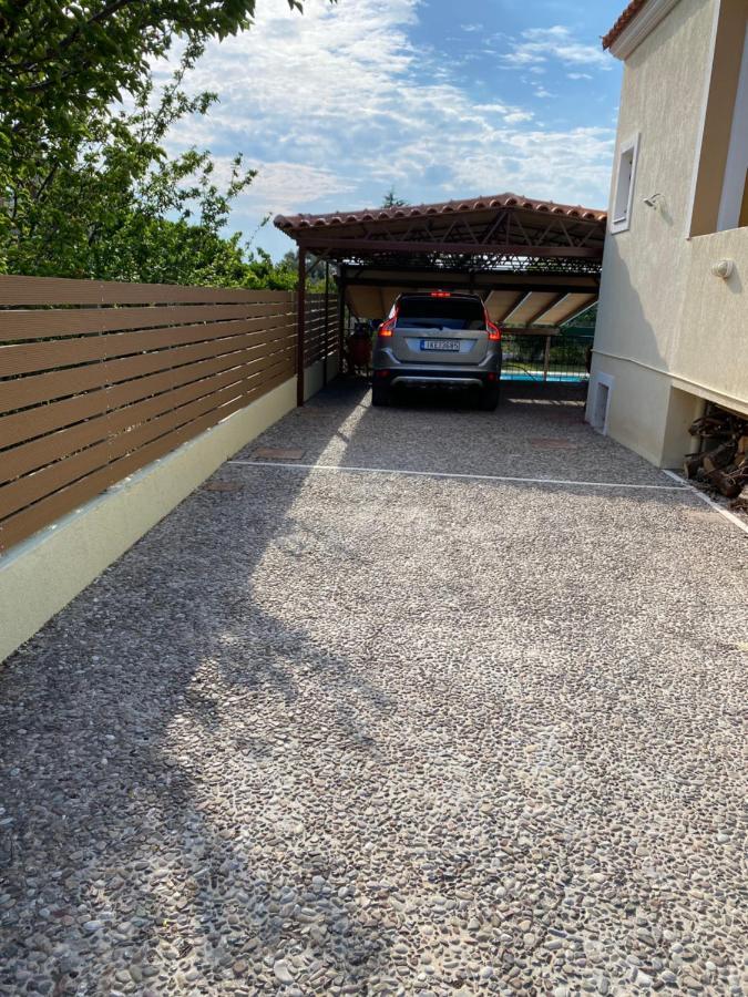Relaxing Villa With Swimming Pool And Garden Agios Georgios  Bagian luar foto