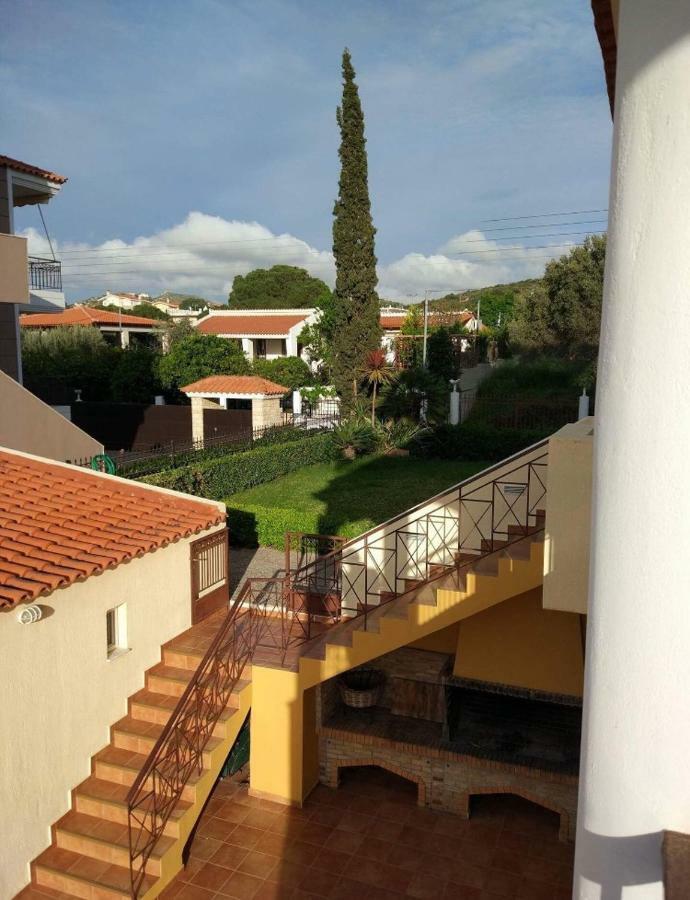 Relaxing Villa With Swimming Pool And Garden Agios Georgios  Bagian luar foto