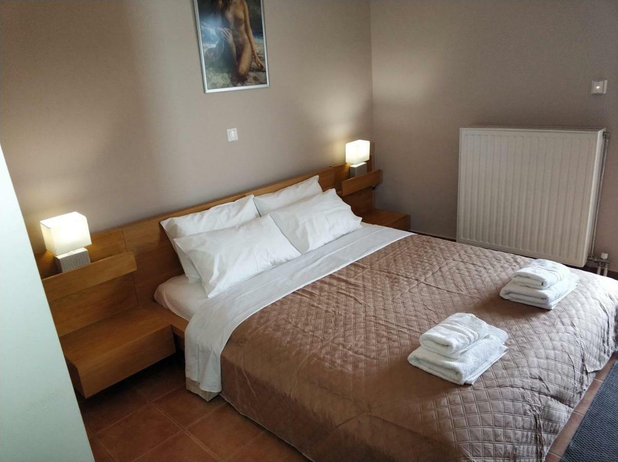 Relaxing Villa With Swimming Pool And Garden Agios Georgios  Bagian luar foto